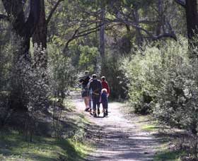 Syd's Rapids And Aboriginal Heritage Trail, Avon Valley - Darwin Tourism 0