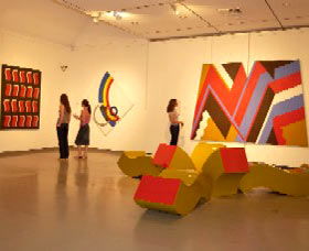 Penrith Regional Gallery And The Lewers Bequest - Darwin Tourism 0