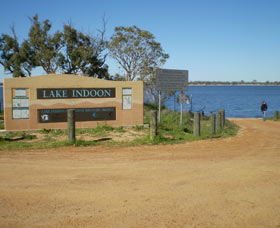 Lake Indoon - Darwin Tourism 1