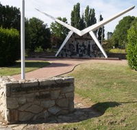 Southern Cloud Memorial - Darwin Tourism