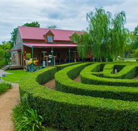 Amazement Farm and Fun Park / Cafe and Farmstay Accommodation - Darwin Tourism