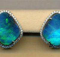 Altmann and Cherny Opal Specialists - Darwin Tourism