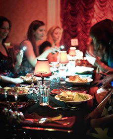 The Magicians Cabaret - Darwin Tourism 3