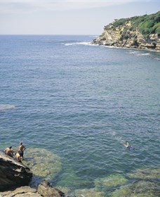 Gordons Bay - Darwin Tourism 0