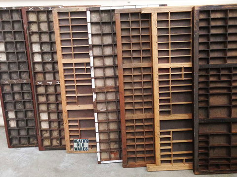 Heaths Old Wares, Collectables & Industrial Antiques - Darwin Tourism 9