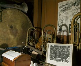 Waratah Courthouse Museum - Darwin Tourism 0