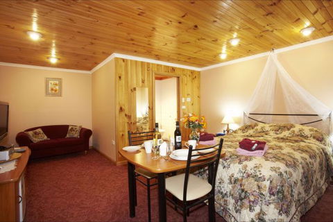 NorthEast Restawhile Bed And Breakfast - Darwin Tourism 10