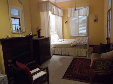 Guy House Bed And Breakfast - Darwin Tourism 1