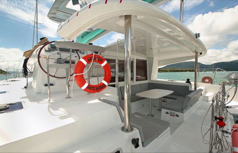 Whitsunday Rent A Yacht - Darwin Tourism 0