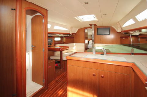Whitsunday Rent A Yacht - Darwin Tourism 13