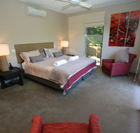Beach House One  Vue - Darwin Tourism