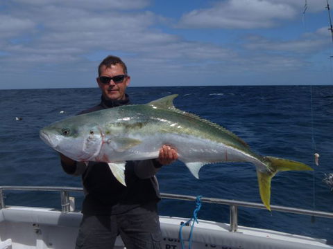 Reef Encounters Fishing Charters. - Darwin Tourism 12