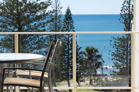 Pacific Beach Resort - Darwin Tourism 2