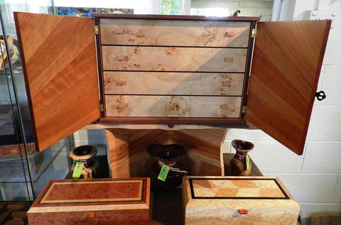 Montville Woods Gallery - Darwin Tourism 0