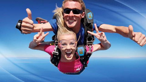 Skydive Oz Canberra - Darwin Tourism 0