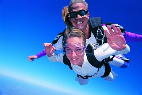 Brisbane Tandem Sky Dive - Darwin Tourism 0