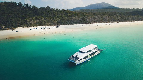 Whitehaven Beach And Daydream Island Cruise - Darwin Tourism 1