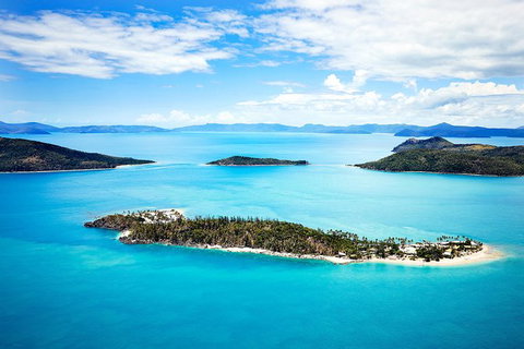 Whitehaven Beach And Daydream Island Cruise - Darwin Tourism 0