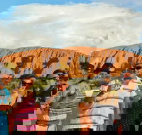 Ayers Rock Day Trip from Alice Springs Including Uluru Kata Tjuta and Sunset BBQ Dinner - Darwin Tourism