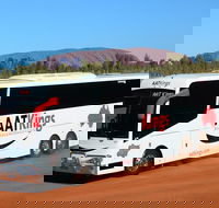 Coach Transfer from Ayers Rock to Kings Canyon - Darwin Tourism