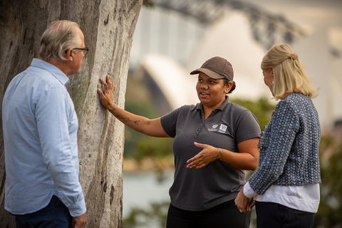 Aboriginal Heritage Tour At The Royal Botanic Garden Sydney - Darwin Tourism 1