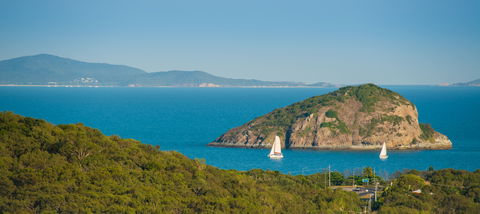 Capricorn Coast - Darwin Tourism 1