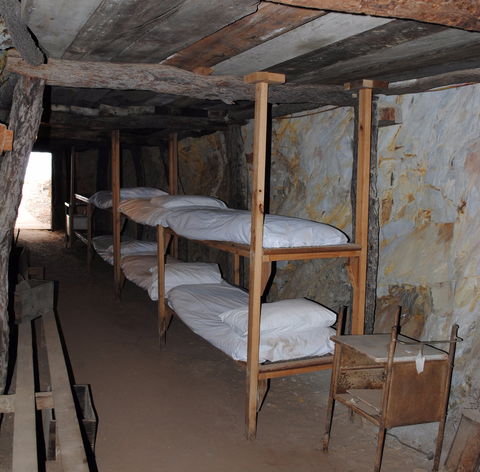 Mount Isa Underground Hospital And Museum - Darwin Tourism 1