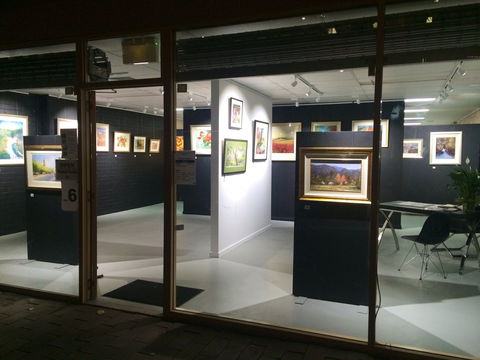 The Hunter Street Gallery Of Fine Arts - Darwin Tourism 0
