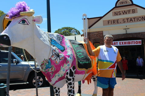 Daisy The Decorated Dairy Cow - Darwin Tourism 0