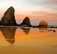 Glasshouse Rocks and Pillow Lava