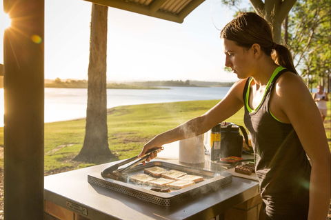 Lake Samsonvale - Darwin Tourism 0
