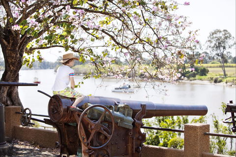 Maryboroughs Guns - Darwin Tourism 0