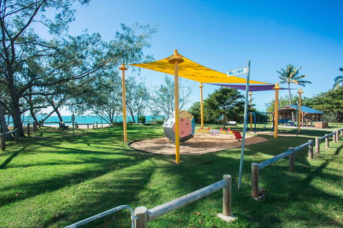 Sarina Beach - Darwin Tourism 0