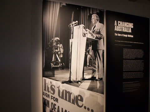 A Changing Australia: The Time Of Gough Whitlam - Darwin Tourism 1