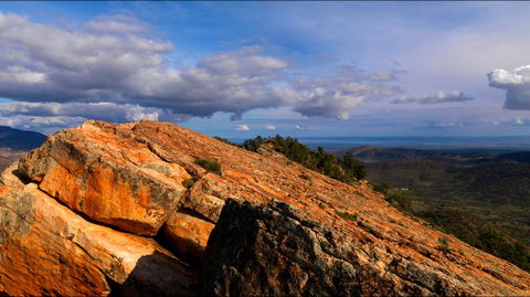 Devil's Peak - Darwin Tourism 0
