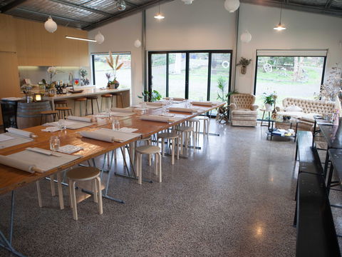 Hazy Tales Studio - Darwin Tourism 0