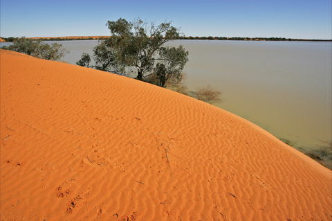 Innamincka Regional Reserve - Darwin Tourism 1