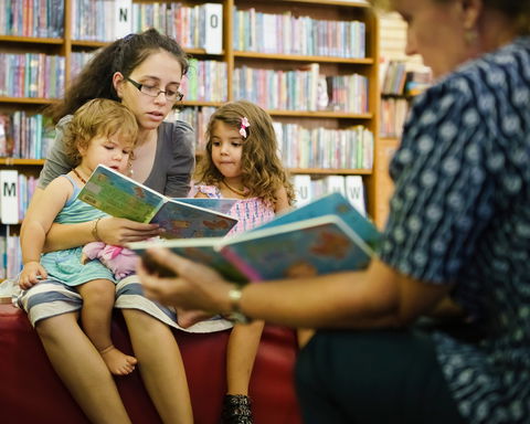 Maitland City Library - Darwin Tourism 2