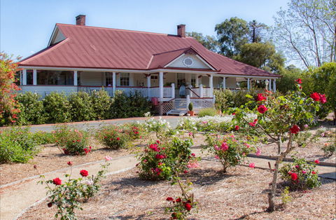 Ringsfield House, Nanango - Darwin Tourism 0