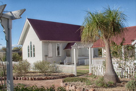 Ringsfield House, Nanango - Darwin Tourism 2