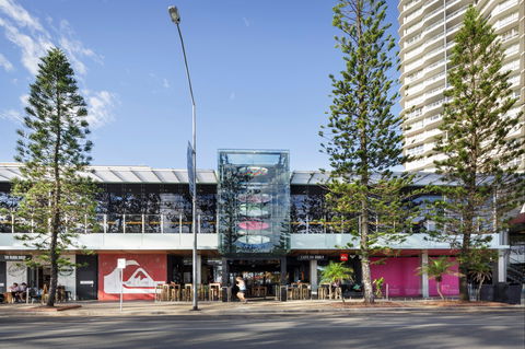 The Strand At Coolangatta - Darwin Tourism 0