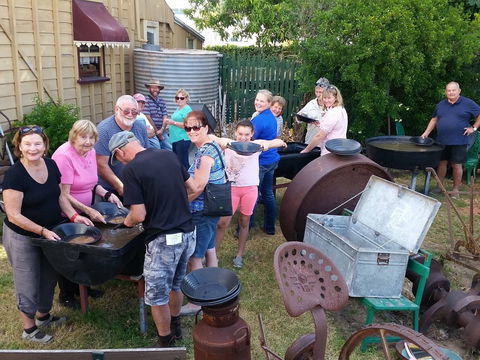 The Miner's Cottage - Darwin Tourism 2
