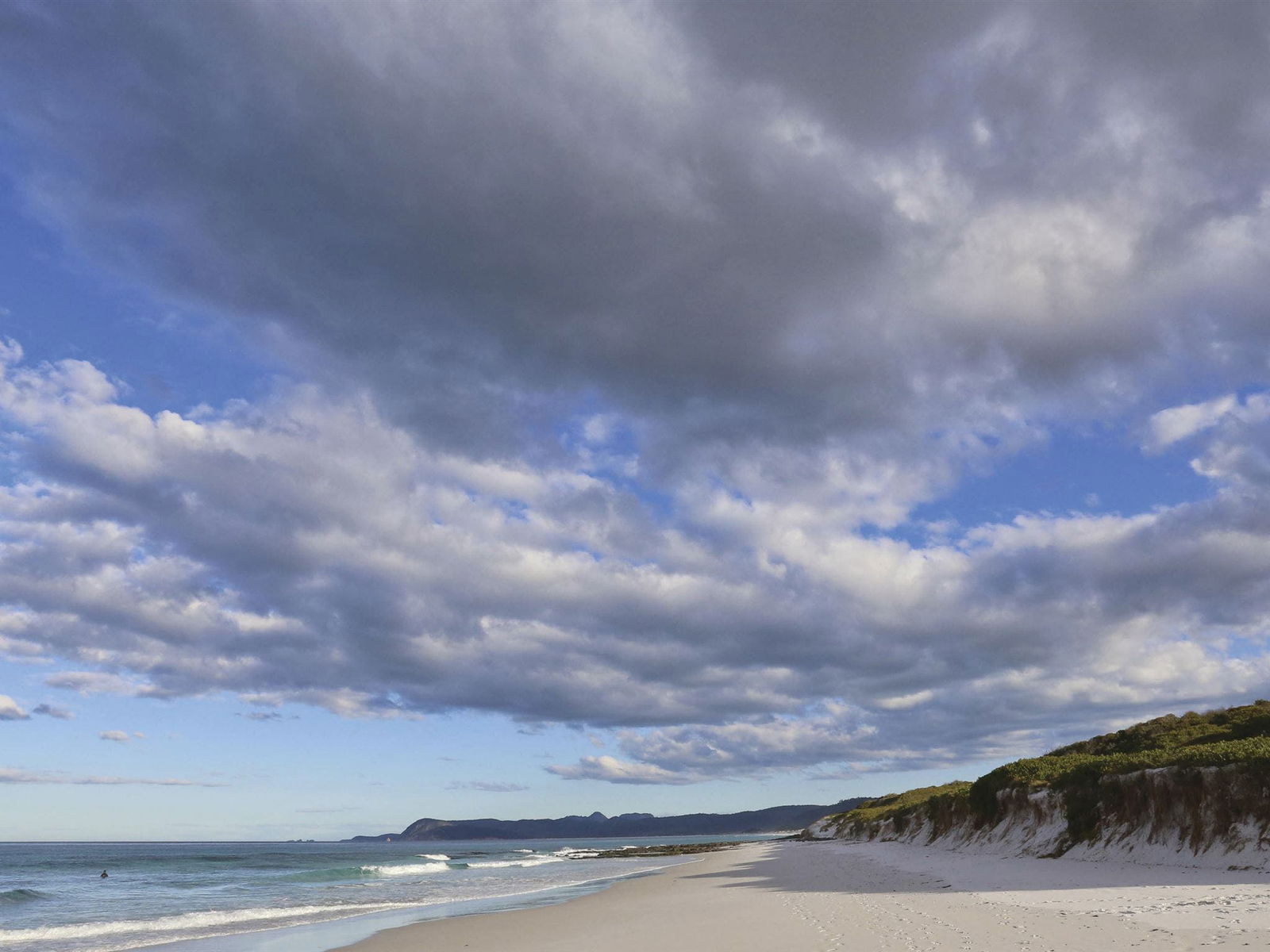 Friendly Beaches TAS Darwin Tourism