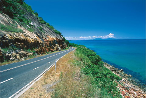 Great Barrier Reef Drive - Darwin Tourism 1