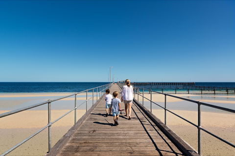 Moonta Bay Jetty - Darwin Tourism 0