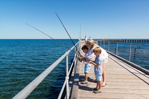 Moonta Bay Jetty - Darwin Tourism 1