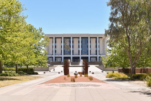National Library Of Australia - Darwin Tourism 0