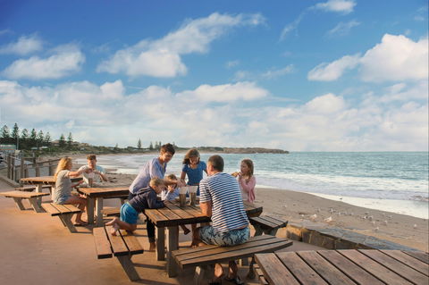 Port Elliot - Darwin Tourism 1