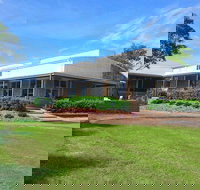 Beresfield Golf Mini Golf and FootGolf Course - Darwin Tourism