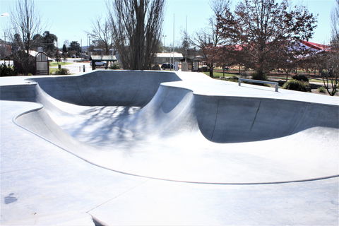Blayney Skate Park - Darwin Tourism 0